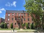 Well kept 1st floor 2 bedroom apartment close to shops, and LIRR