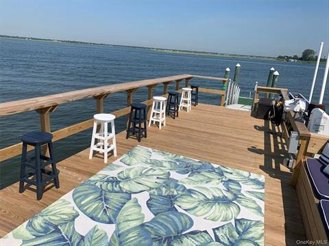 Dock