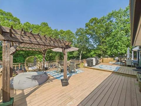 Deck