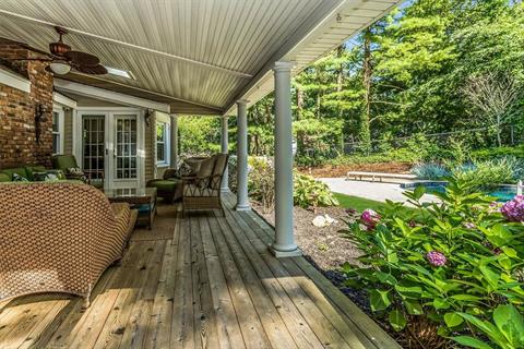 Deck