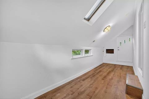 Bonus Room