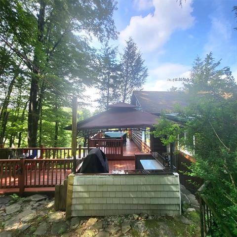 Deck