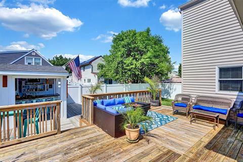 Deck