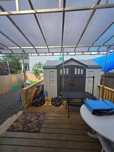 Deck