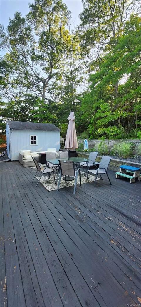 Deck