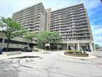 Bright Studio For Rent in a Luxury Condo Building. Renovated Unit With Private Balcony. The Building Offers 24 Hr Doorman, Gym, Olympic size outdoor pool, Playground, BBQ Area, Laundry On Each Floor. The Complex is Conveniently Located with Access to All Major and Local Highways, It Is Within 15 Minutes of Both JFK and LaGuardia. The Express Bus to Manhattan is Located Just Across the Street, with Access to the E/F Train As Well. Situated a Few Blocks From St John&rsquo;s University, Flushing Meadow Corona Park.