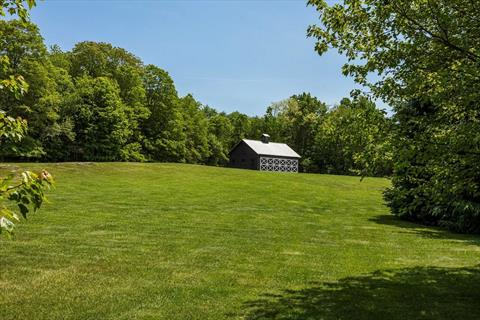Barn