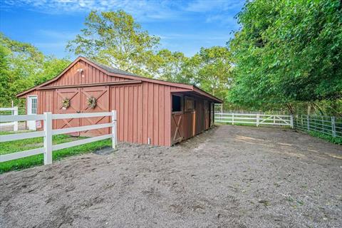 Stable