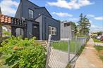 BEAUTIFUL HOUSE IN THE HEART OF ROSEDALE! FULLY RENOVATED NO CUT CORNERS, GREAT WORK DONE. INCLUDES AN OPEN CONCEPT LIVING/ DINING. FULLY FINISHED BASEMENT WITH 2 BEDROOMS, AND PRIVATE ENTERANCE. VERY GOOD SIZED BEDROOMS, MASTER BEDROOM HAS A MASTER BATHROOM, AND LOTS OF CLOSET SPACE.