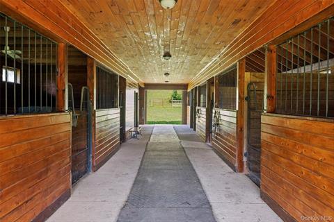 Stable