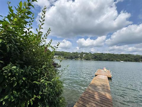 Dock
