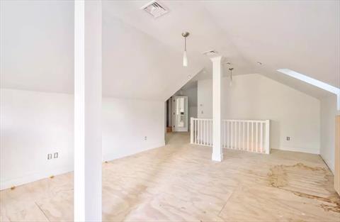 Bonus Room