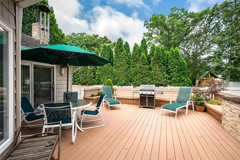 Deck