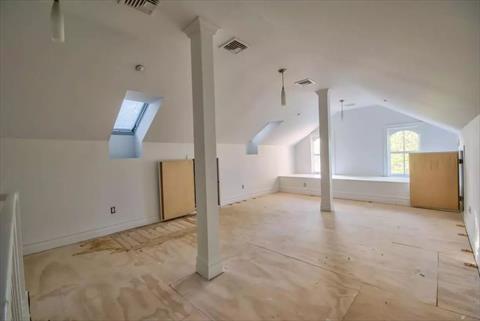 Bonus Room
