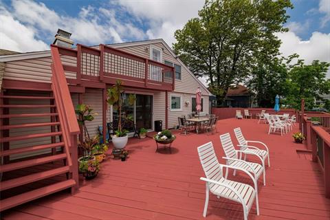 Deck