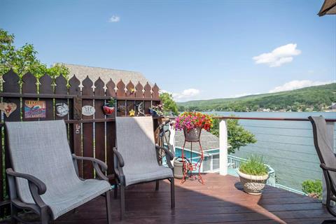 Deck