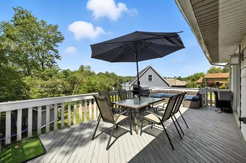 Deck