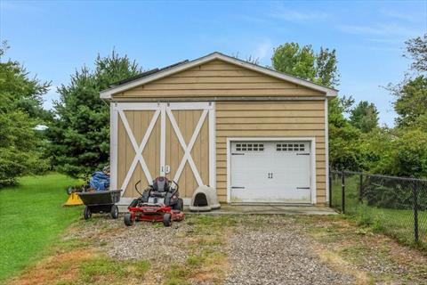 Barn