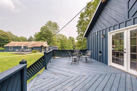 Deck