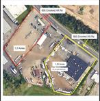 Looking for outside storage? This is the place for your business....15, 000 sft building which includes approximately 6k sft retail/store frontage, 1k sft office, -8000 sft warehouse, 2 drive in doors,  14-15 foot height, 300 amp electric. This property includes - 1.25 acres of outside storage. Close proximity to Long Island Expressway and Sagtikos Pkwy. May consider dividing. See listing for 926 Crooked Hill for an additional 1.2 acres of outside storage.