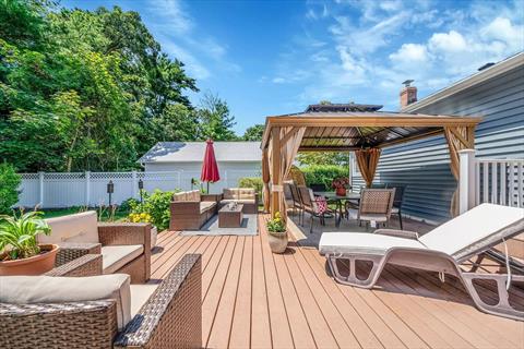 Deck