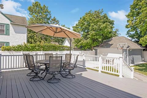 Deck