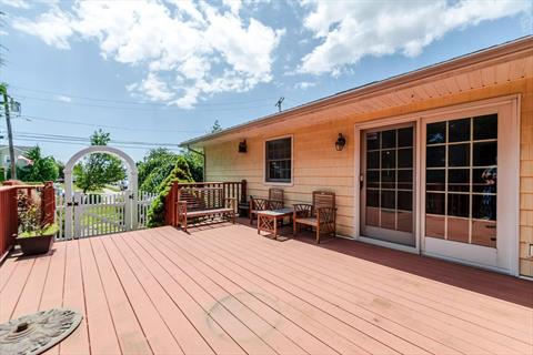 Deck