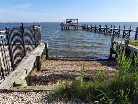 Dock