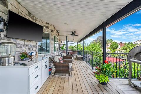 Deck