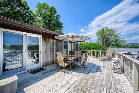 Deck
