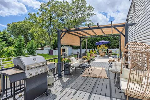 Deck