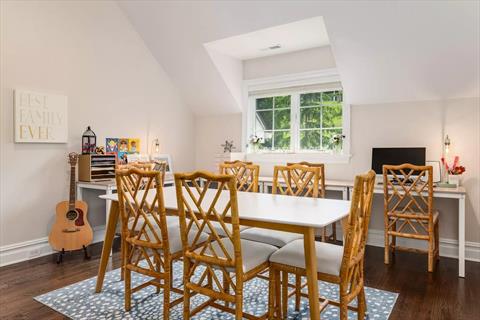 Bonus Room