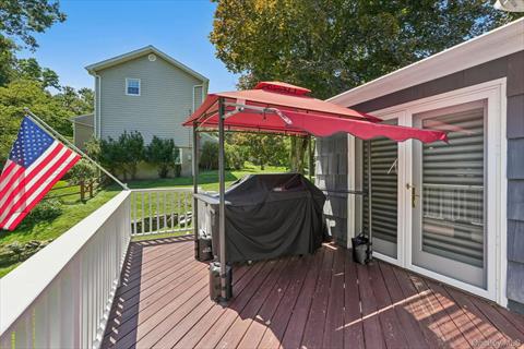 Deck
