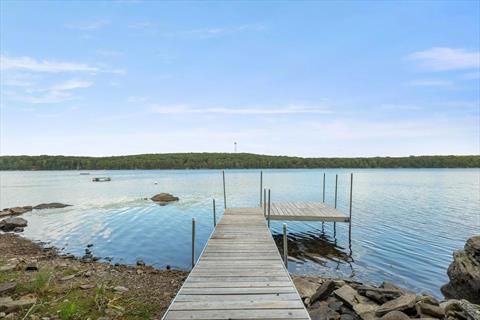Dock