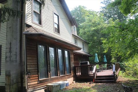 Deck