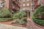 Welcome to the Stanwix Cooperative in Forest Hills...This Fully renovated spacious one bedroom unit features; Renovated kitchen with Maple cabinetry, Granite counter tops, Stainless Steel appliances & Mosaic Glass tile backsplash, a custom designer bathroom, lots of closets & beautiful hardwood floors throughout. Conveniently located to all transportation, shopping on Austin Street and Pets Allowed. All this for a reasonable monthly maintenance. Must See!