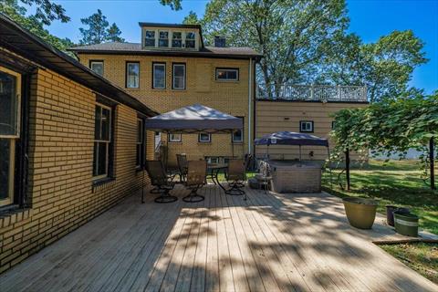 Deck