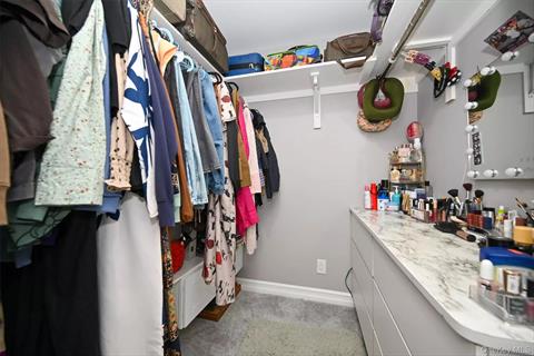 Closet