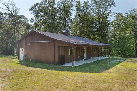 Barn