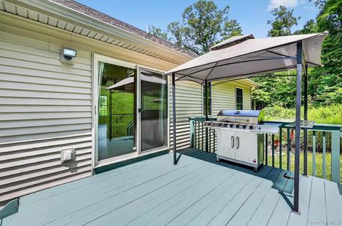 Deck