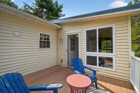 Deck