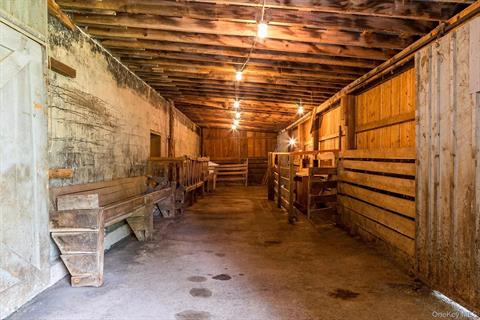 Stable