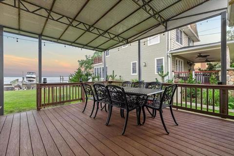 Deck
