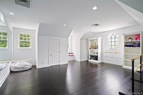 Bonus Room