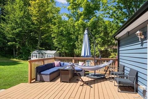 Deck