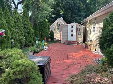 Deck