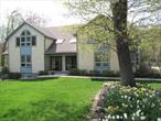 Bright and spacious two-story entry leads to this spacious renovated single office with shared waiting area. Landlord maintains bathrooms and common areas. All utilities included in rent. Beautifully maintain building. A MUST SEE.