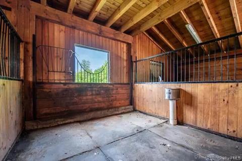 Stable