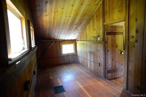 Bonus Room