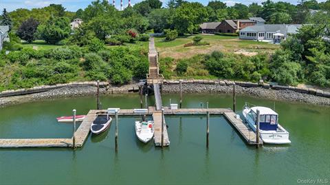 Dock